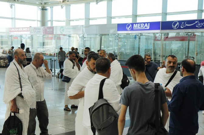 Hac kafilesi dualarla uğurlandı