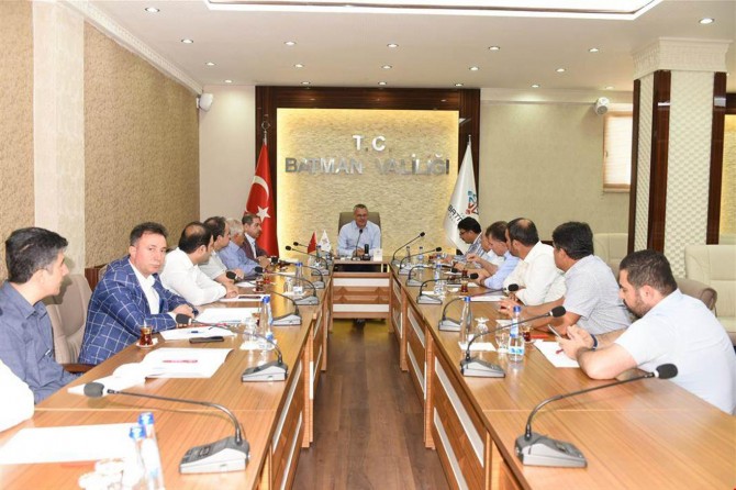 Halkımızı döviz bozdurmaya davet ediyorum