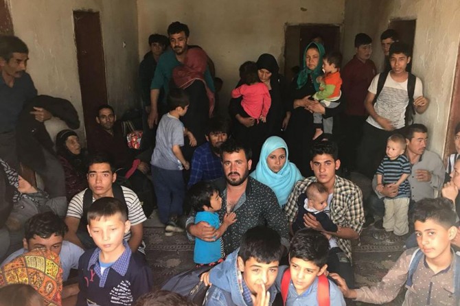 299 yabancı uyruklu kaçak göçmen yakalandı