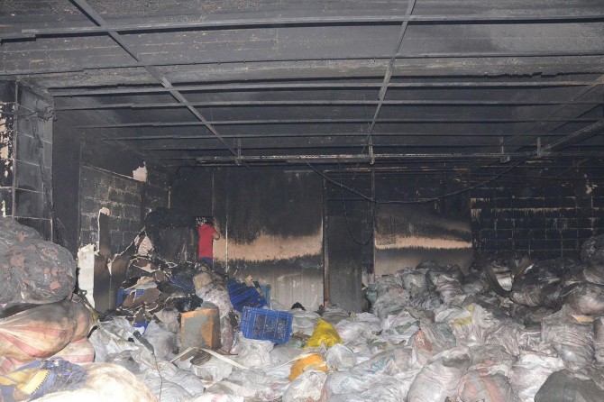 Gaziantep’te fabrikada çıkan yangında 2 Suriyeli öldü