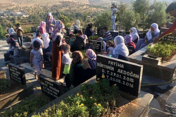 ​Gaziantep’te düğün saldırısında ölen 57 kişi için mevlit okutuldu