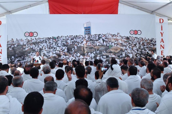 Erbaş'tan Arafat’ta Vakfe Duası