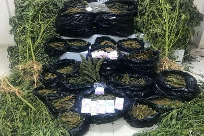 Gaziantep'te 75 kilo esrar ele geçirildi