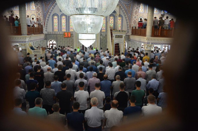 Bu mübarek günler sünnet-i seniyyeye yaraşır biçimde idrak edilmeli