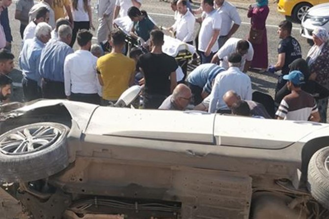 Batman Gercüş'te otomobil şarampole yuvarlandı: 4 yaralı