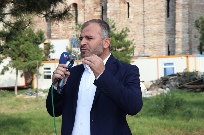 Ümmetin İbrahim gibi babalara İsmail gibi evlatlara ihtiyacı var