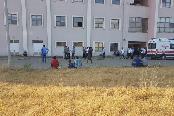 Bingöl'de iki intihar, bir bıçaklama olayında 3 kişi öldü