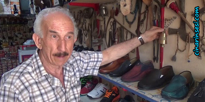 Ayakkabıcı esnafı tarihi eserlere olan ilgisiyle dikkat çekiyor