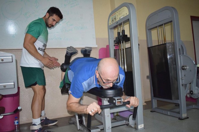 Spor yaparak felci yendi