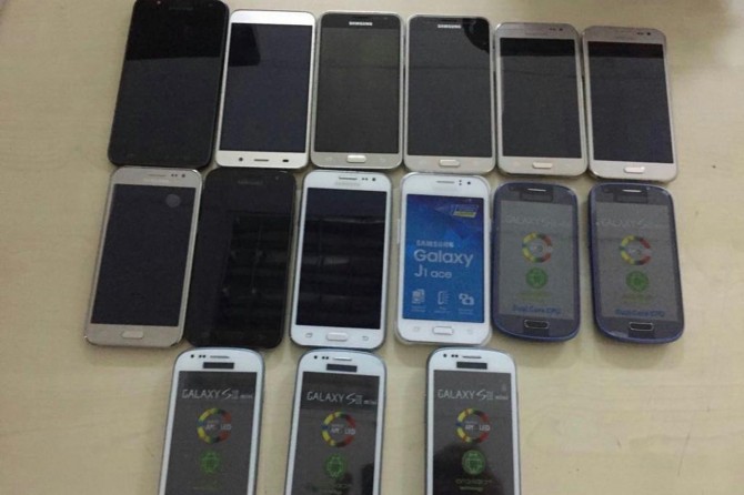 Van’da kaçak cep telefonu ele geçirildi