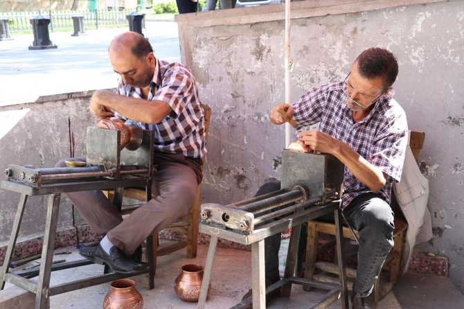 Bakırcı esnafı hammadde almakta zorlanıyor