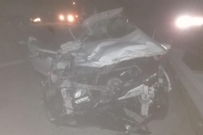 Ankara-İstanbul TEM otoyolunda otomobil TIR'a arkadan çarptı: 1 ölü