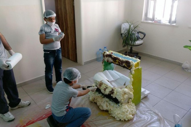 ​Geleceğin bilim adamlarını yetiştiriyoruz