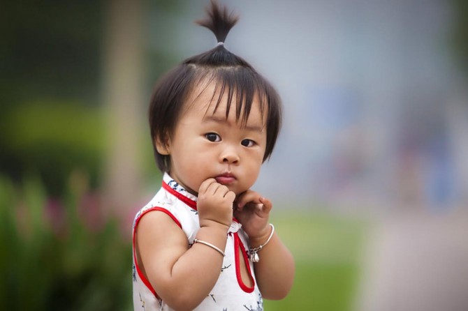 Güney Kore'de doğum oranı savaş döneminin altına indi