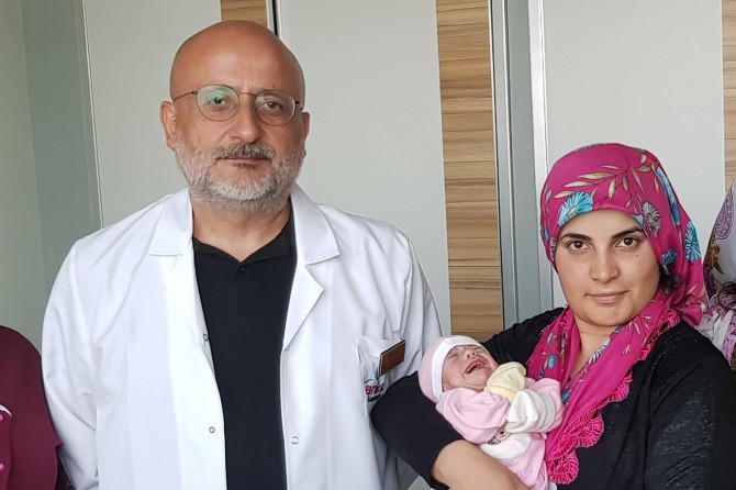 Iğdır'da 700 gram olarak doğan bebek Gaziantep’te şifa buldu