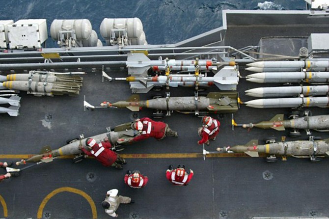 Îspanya firotina mûşekan a bo Siûd dide rawestandin