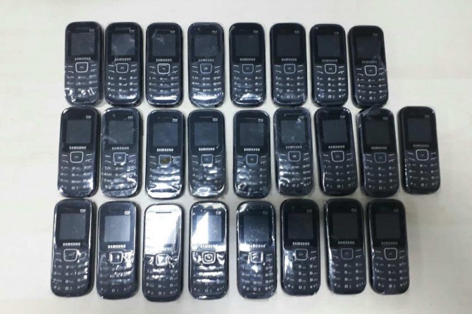 Van’da kaçak cep telefonu ele geçirildi
