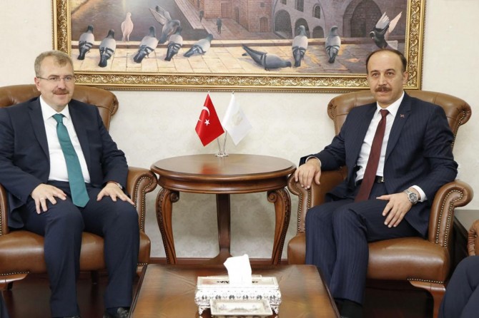 Şanlıurfa’daki sağlık yatırımlarına devam edeceğiz