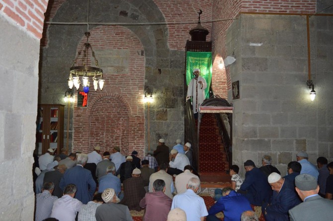 Hicret, Asr-ı Saadet'te yaşanmış ve bitmiş bir hadise değildir