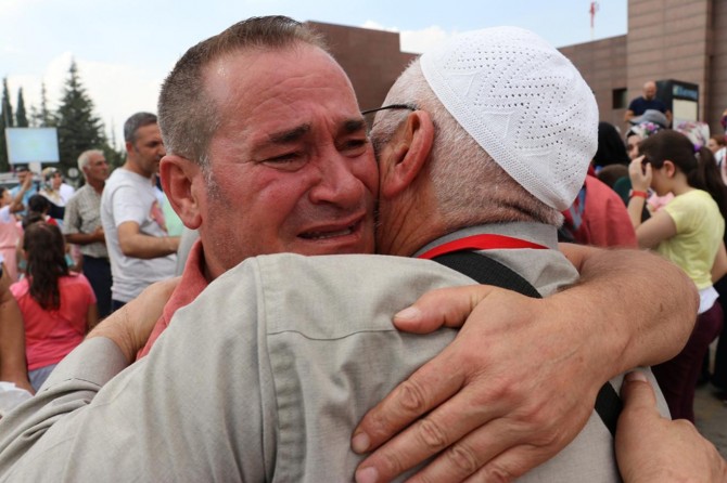 Gaziantepli hacılardan ilk kafile kente döndü