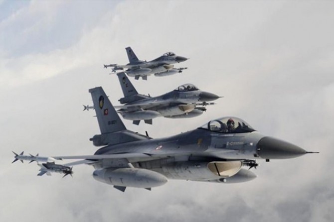 Şırnak kırsalına hava harekatı: 5 PKK'li öldürüldü