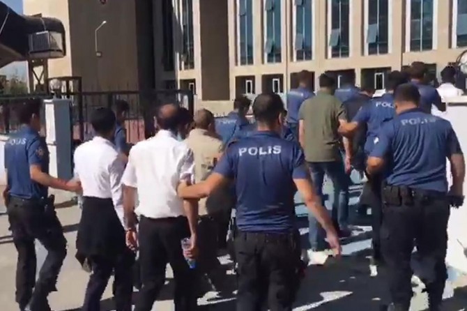 Van'daki uyuşturucu operasyonlarında 11 kişi tutuklandı