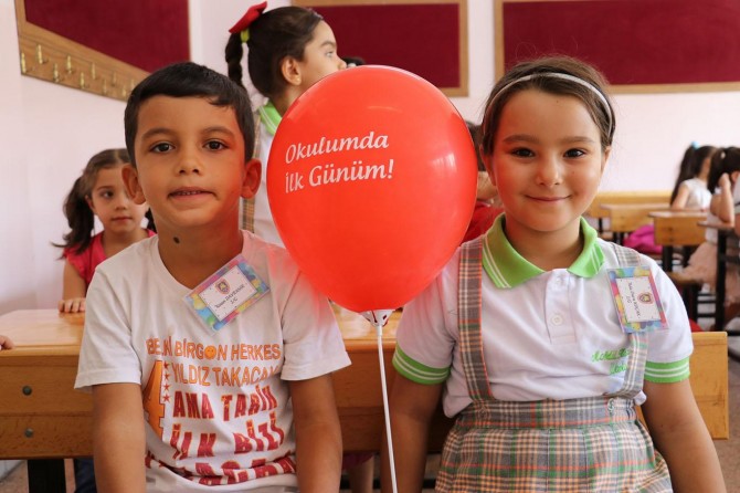 ​Gaziantep'te minik öğrencilerin okul sevinci