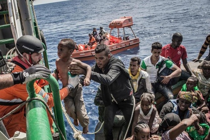 Libya açıklarında bir haftada 100’den fazla sığınmacı boğuldu