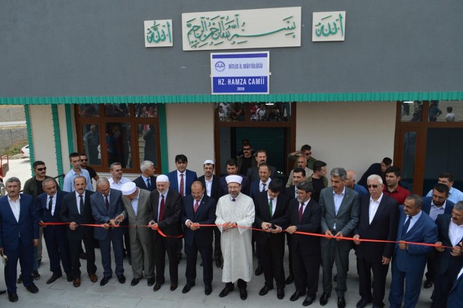 Uzun bir aradan sonra camiye kavuştular