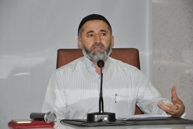 Hicret şuurunu hayatımıza yerleştirmek zorundayız