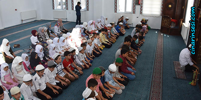 Gençliğimiz namazdan uzak kalırsa geleceğimiz karanlık olur