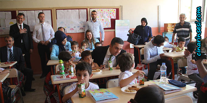 Midyat’ta binlerce öğrenci ders başı yaptı