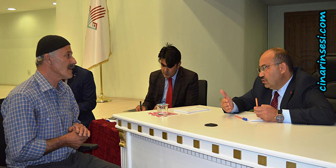 Bitlis Valisi randevu alan vatandaşlarla birebir görüşüyor