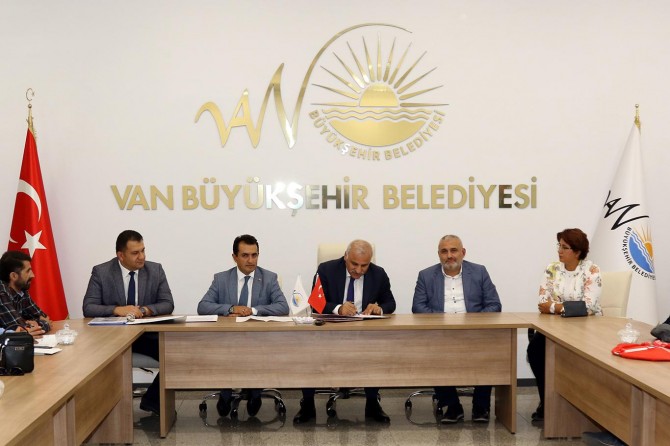 Tarihi Mısır Çarşısı için tarihi bir anlaşma protokolü imzalandı