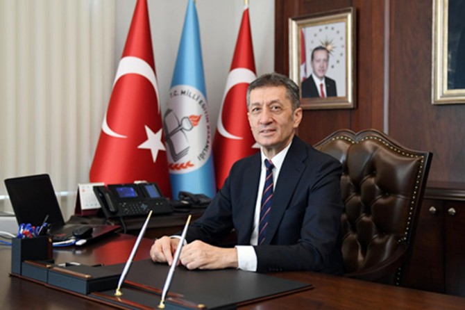 Bakan Selçuk: 117 bin öğretmen açığı var