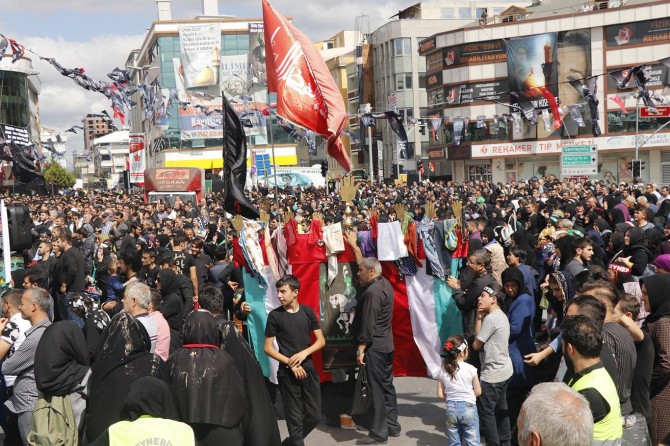 Kerbela şehitleri Halkalı'da anıldı