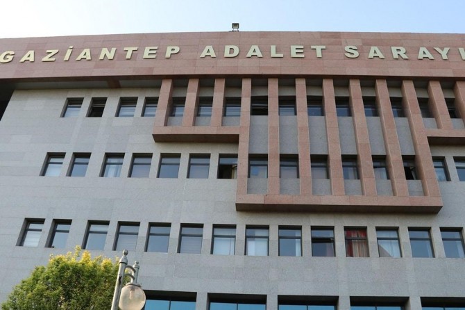 Gaziantep’te FETÖ operasyonuna 12 tutuklama