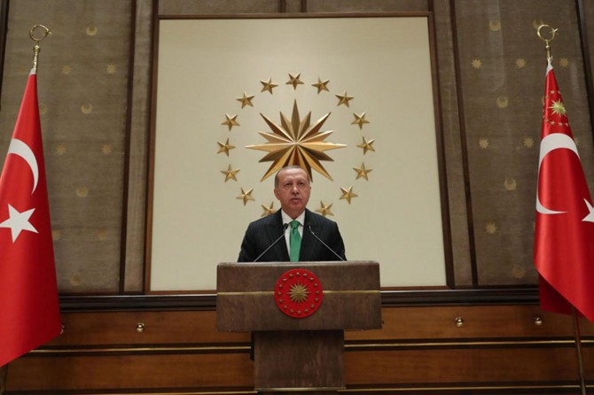 Cumhurbaşkanı: Devlete karşı işlenen suçları devletin af yetkisi vardır