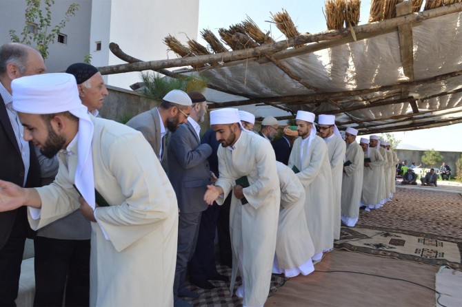 Eğitimin mihenk taşı olan medreselerimize sahip çıkalım