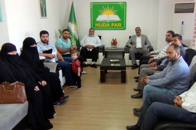 Suçsuz insanların cezaevinde kalması arşı alayı titretecek zulümdür