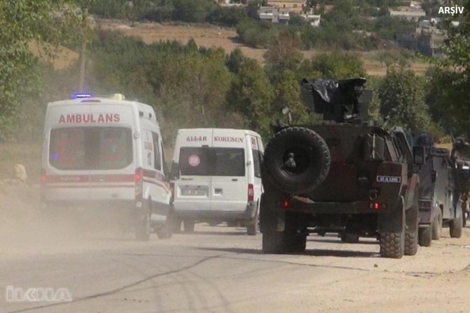 Blast kills 4 soldiers, wounds 5 others in Batman