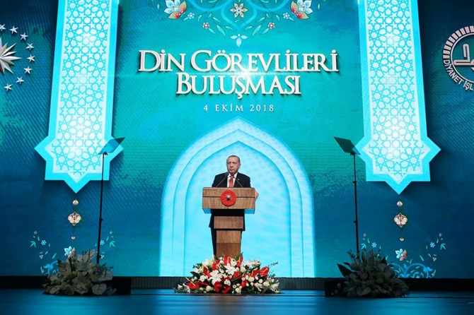 Cumhurbaşkanı Erdoğan: Cami merkezli bir hayatı özendirmemiz gerekiyor