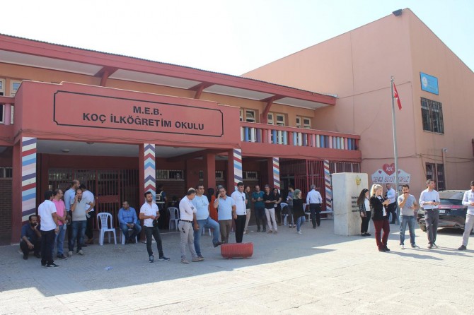 Eğitim-Bir-Sen Silopi Başkanlığının mevcut yönetimi tekrar seçildi