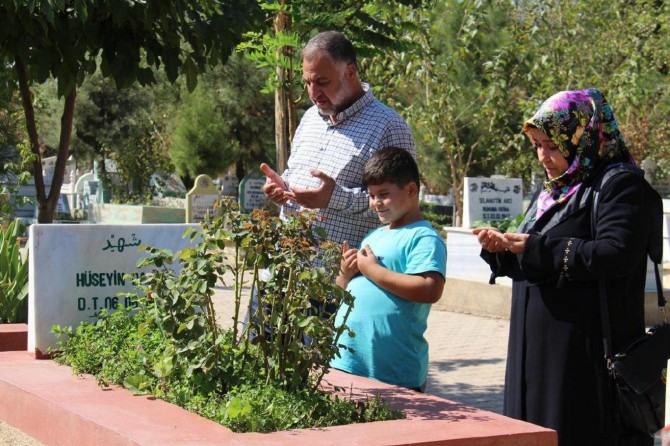 Şehîd Yasîn Boru û hevalên wî dê li ber serên qebrên xwe bên bîranîn