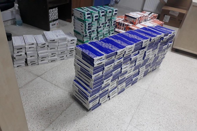 Van’da kaçak ilaç ele geçirildi