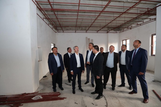 Her mahalleye bir sosyal tesis yaptırmayı hedefliyoruz