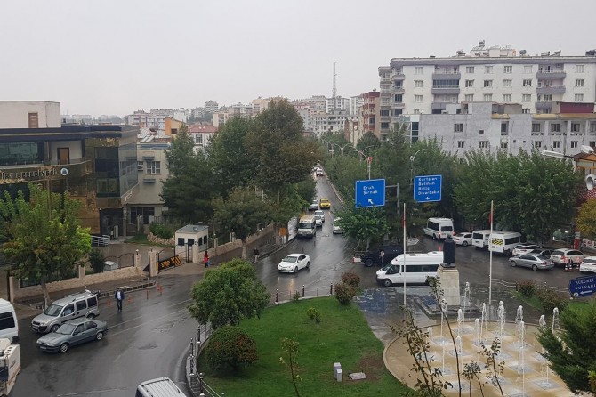 Siirt'te yılın ilk yağmuru yağdı