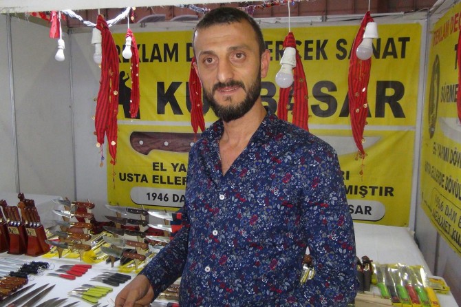Bıçakları balık yağı ile keskinleştiriyoruz