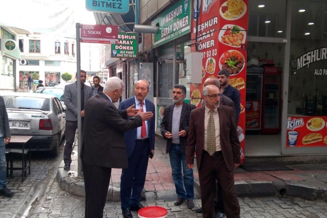 Van'da taksi duraklarını yenileme çalışmaları sürüyor