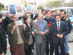 Depremde Hayatını Kaybeden Gazeteciler Anıldı